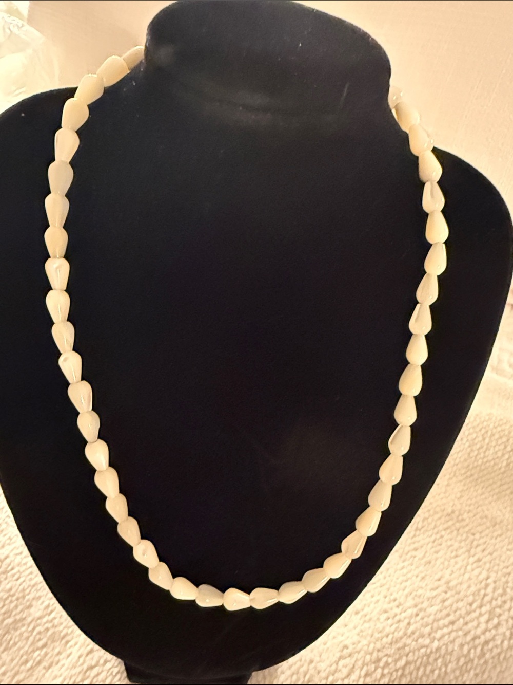 Authentic vintage Hawaiian white mother-of-pearl shell necklace set